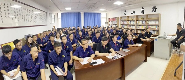 公司組織開展質(zhì)量培訓(xùn)活動(dòng)1.jpg 公司組織開展質(zhì)量培訓(xùn)活動(dòng)1.jpg